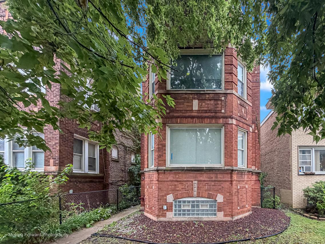 7928 S Hermitage Ave., Chicago, IL 60620