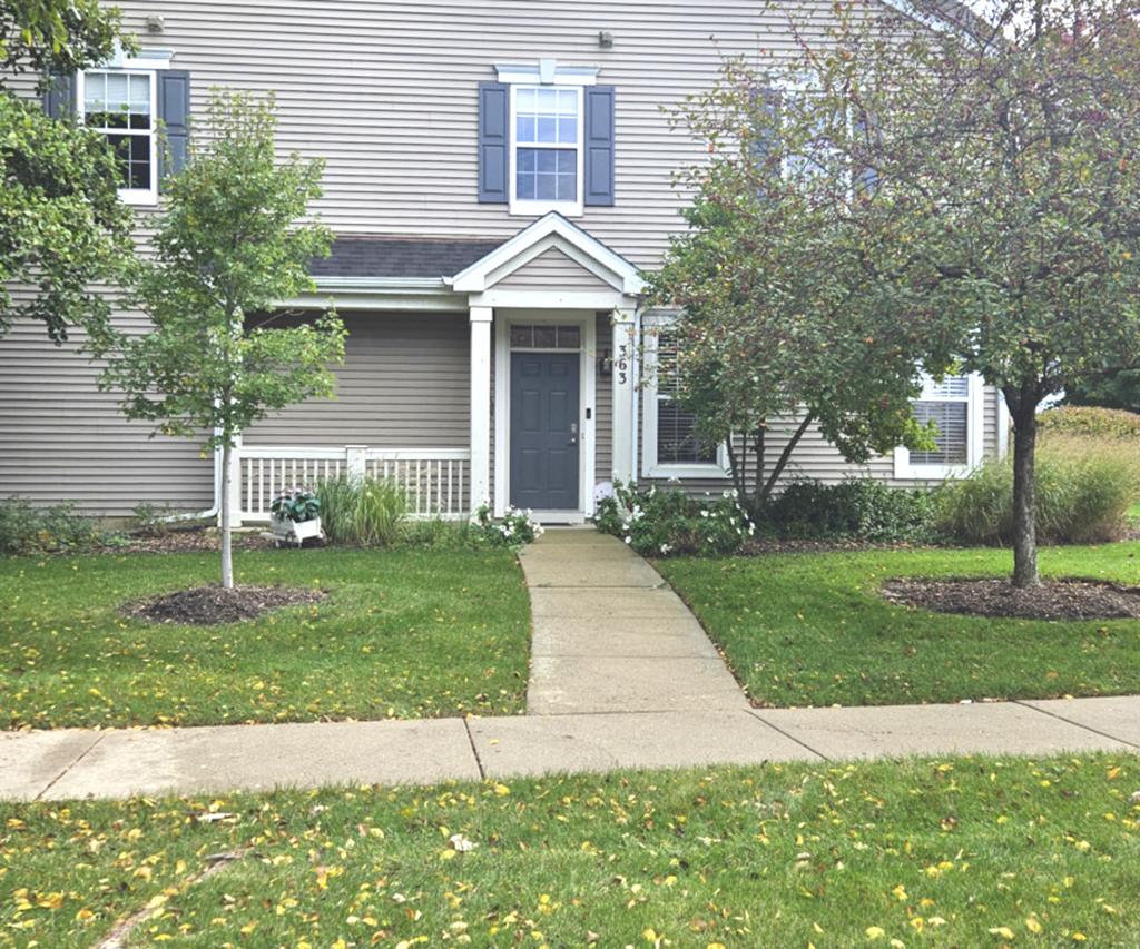 363 S Litchfield Dr., Round Lake, IL 60073