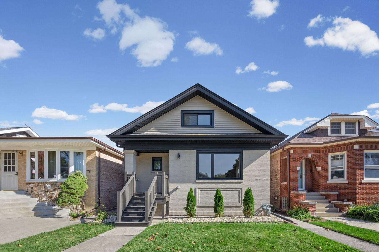 2709 Wesley Ave., Berwyn, IL 60402
