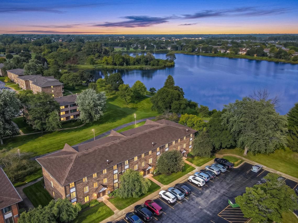 3 Timber Ln., Vernon Hills, IL 60061