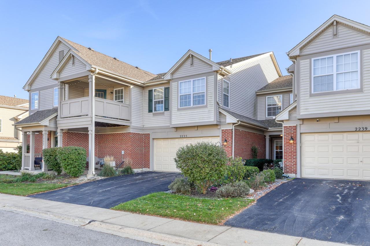 2235 Vanderbilt Dr., Geneva, IL 60134