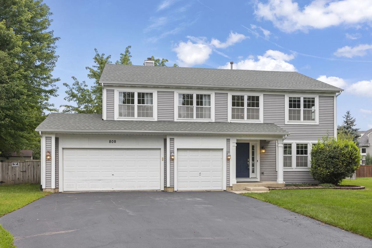 808 Livingston Ct., Naperville, IL 60540