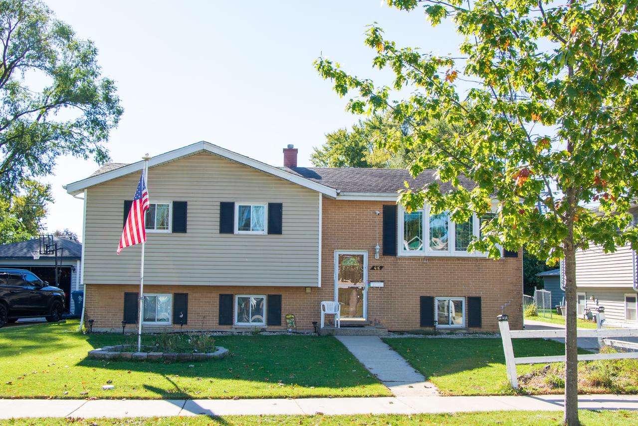 416 S Cherry Hill Dr., Addison, IL 60101