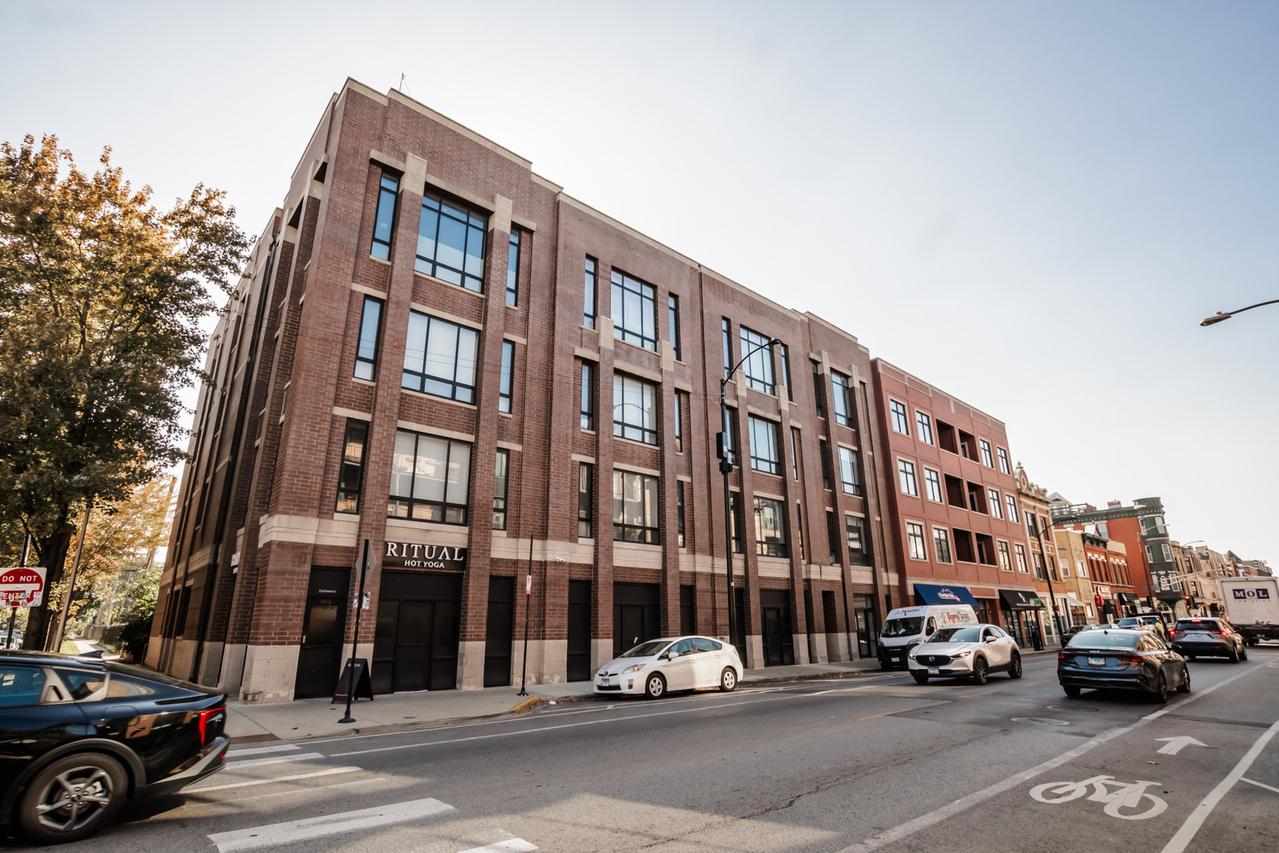 2239 W North Ave. #2A, Chicago, IL 60647