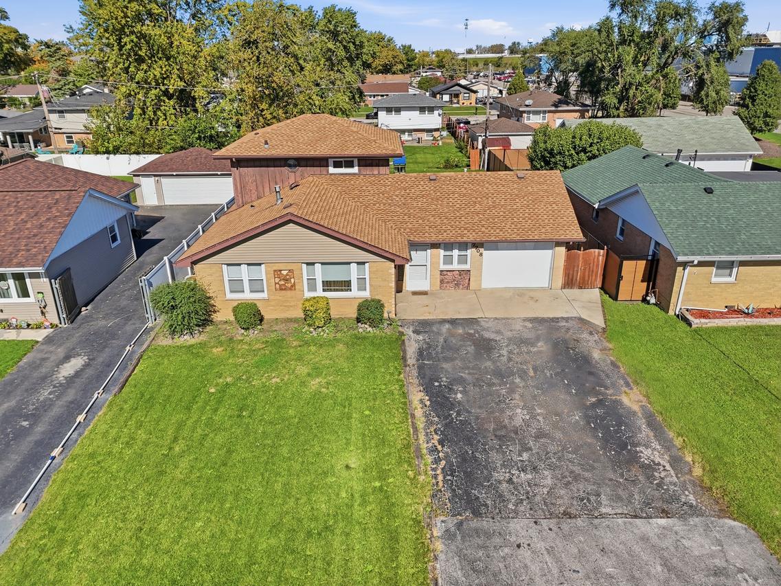 7708 W 81st St., Bridgeview, IL 60455