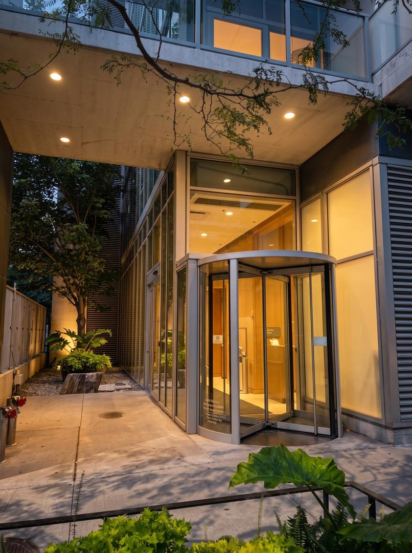 1720 S Michigan Ave. #803, Chicago, IL 60616