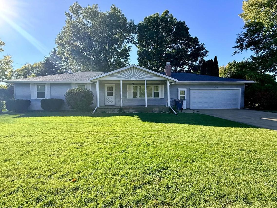 1200 Lenore St., Rock Falls, IL 61071