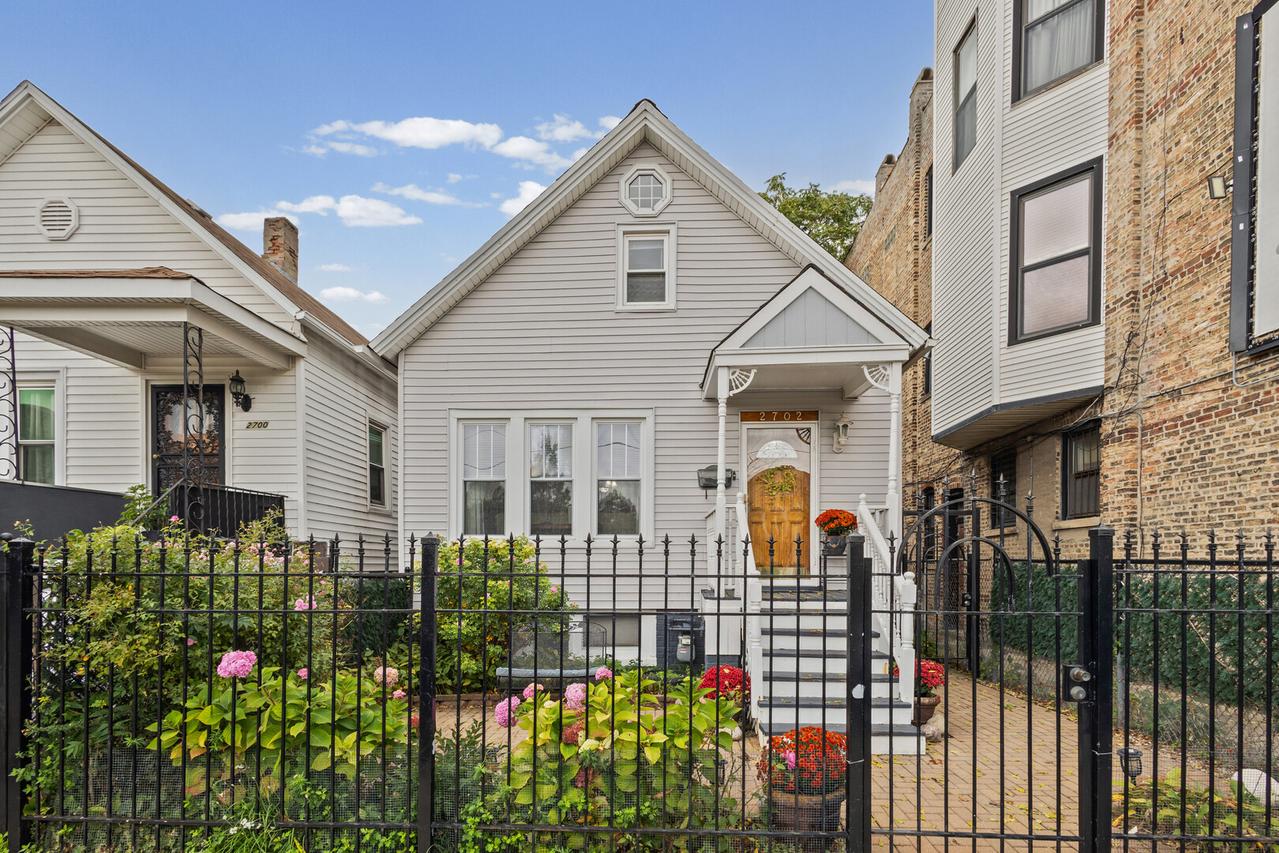 2702 N California Ave., Chicago, IL 60647