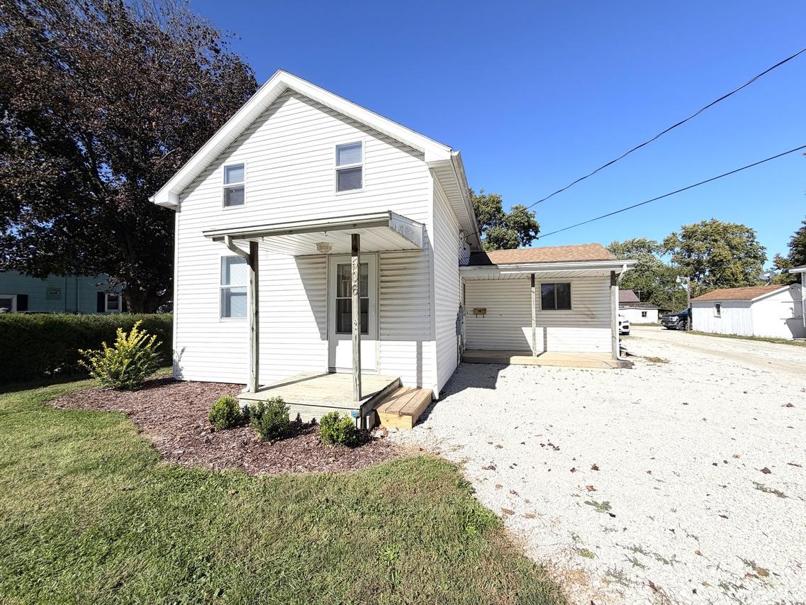 506 W Lincoln Ave., Onarga, IL 60955
