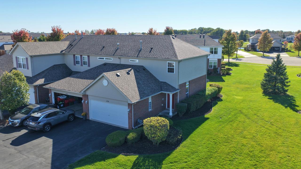 2755 Foxwood Dr., New Lenox, IL 60451