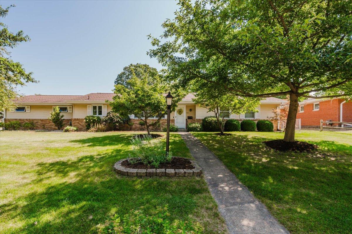 400 S Blair Dr., Normal, IL 61761