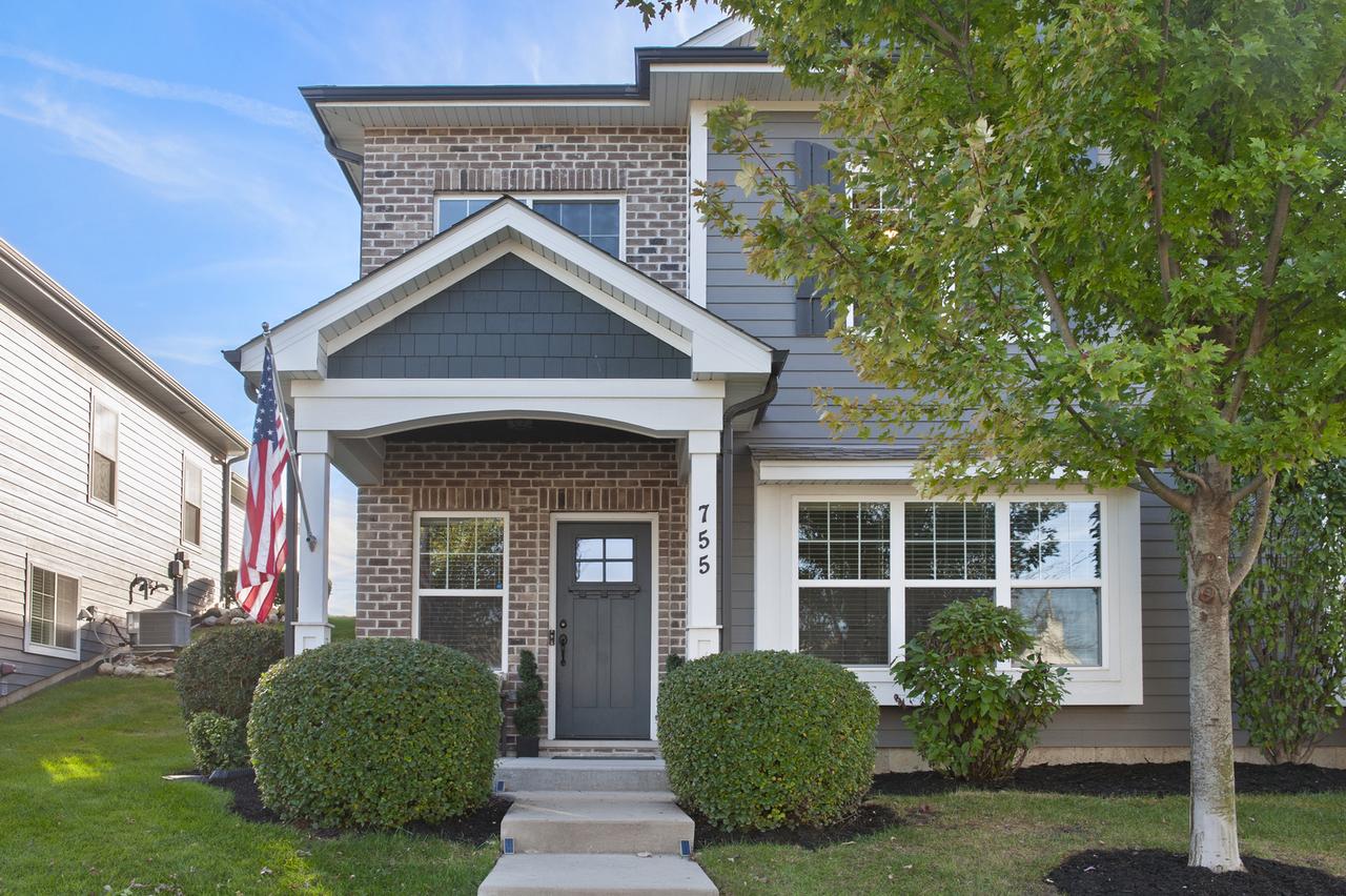 755 Harper Dr., Cary, IL 60013