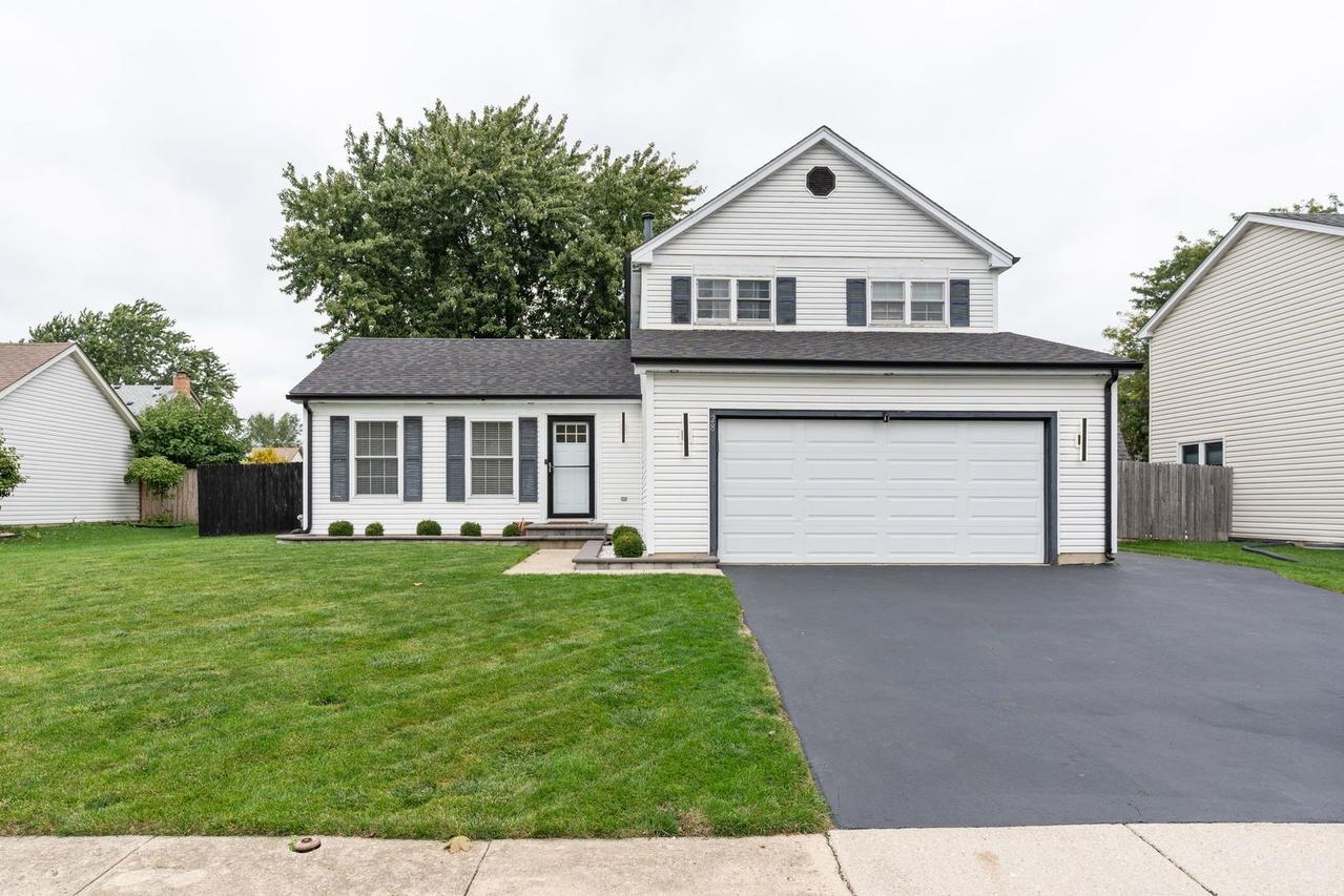 28 Dennison Dr., Glendale Heights, IL 60139