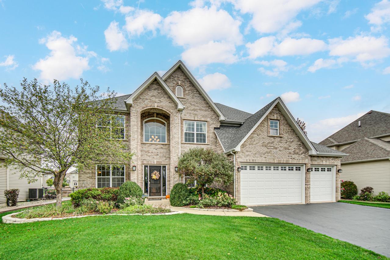 2431 Bauer Rd., North Aurora, IL 60542