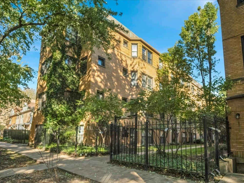 7635.5 N Greenview Ave. #3S, Chicago, IL 60626
