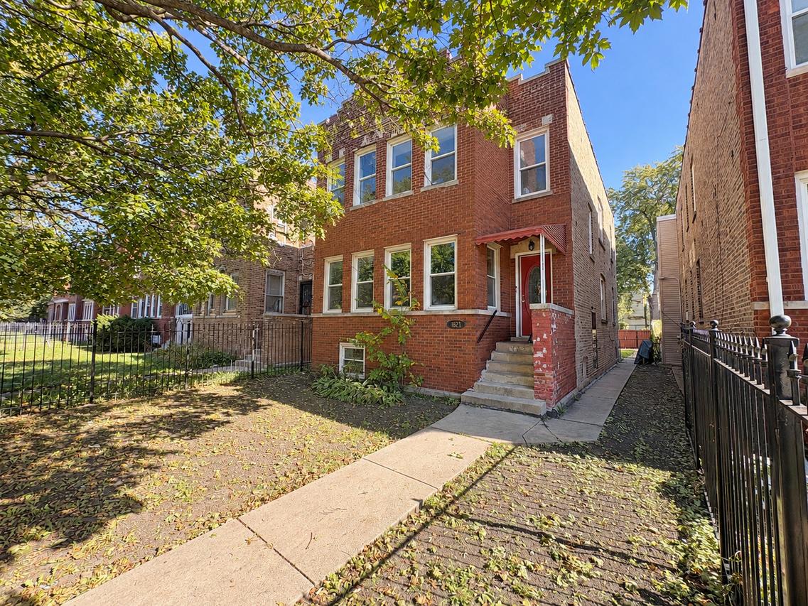 1621 N Meade Ave., Chicago, IL 60639