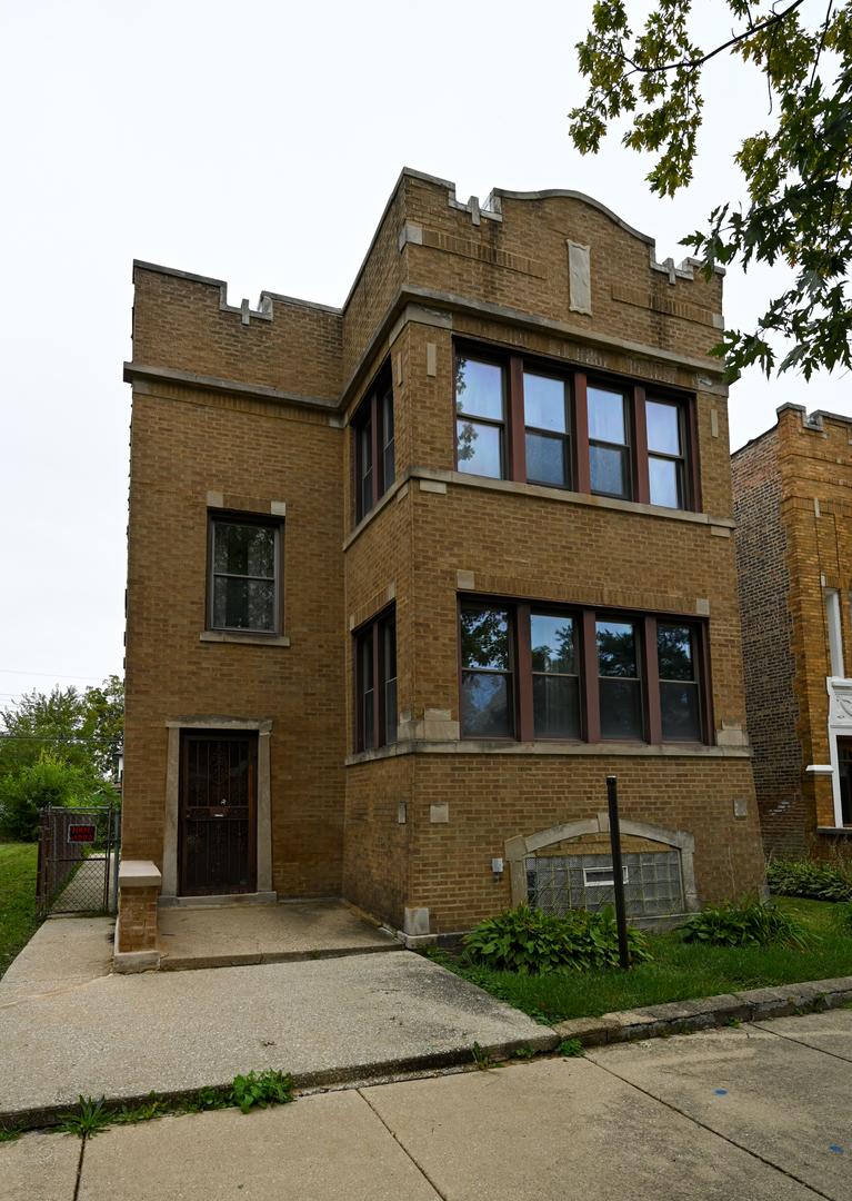 8507 S May St., Chicago, IL 60620