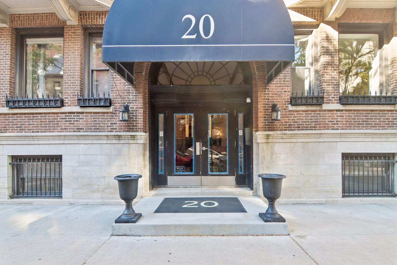 20 E Goethe St. #205, Chicago, IL 60610
