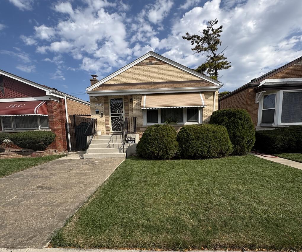 8543 S Damen Ave., Chicago, IL 60620
