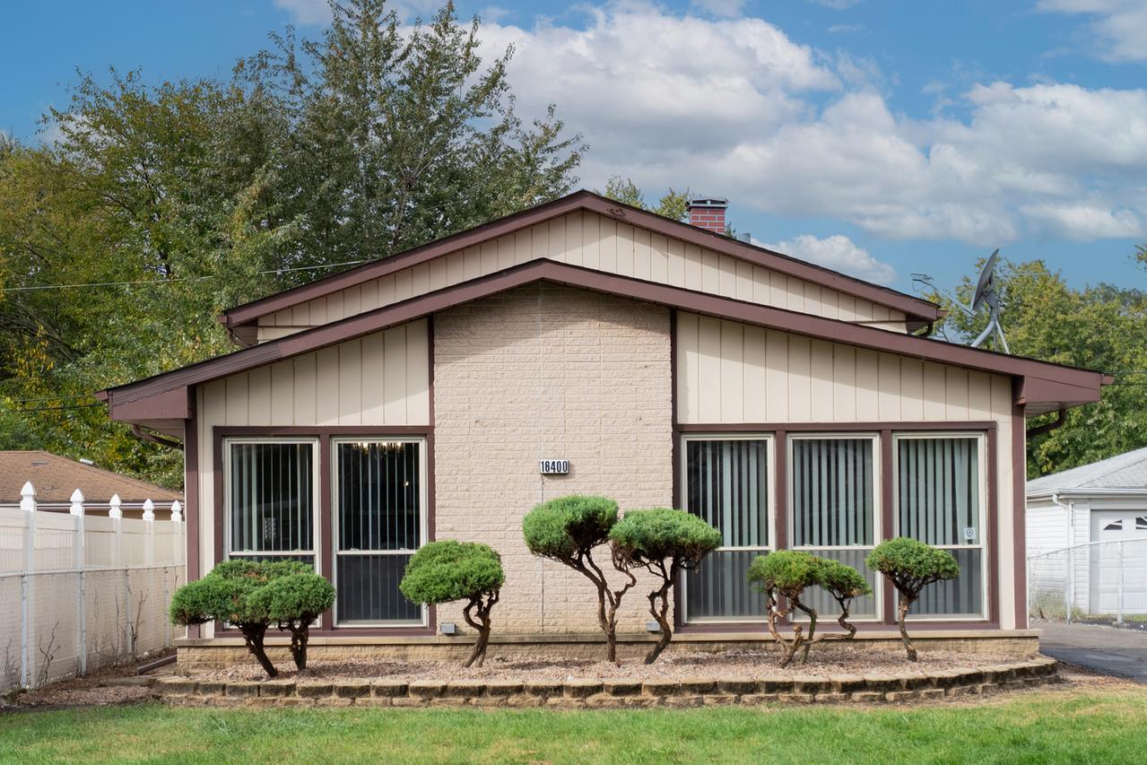 16400 Paulina Ave., Markham, IL 60428