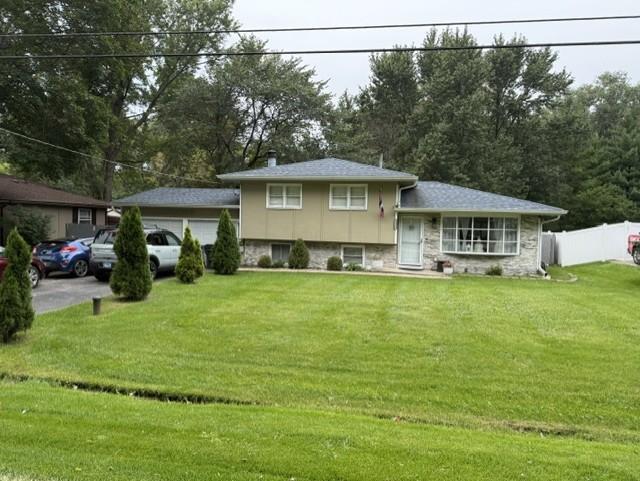 1540 Manhatas Tr., Algonquin, IL 60102