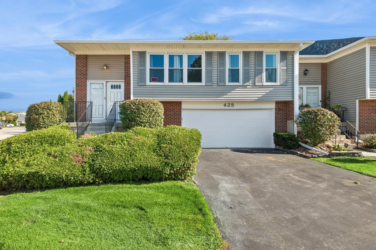 425 Monet Cir., Bolingbrook, IL 60440