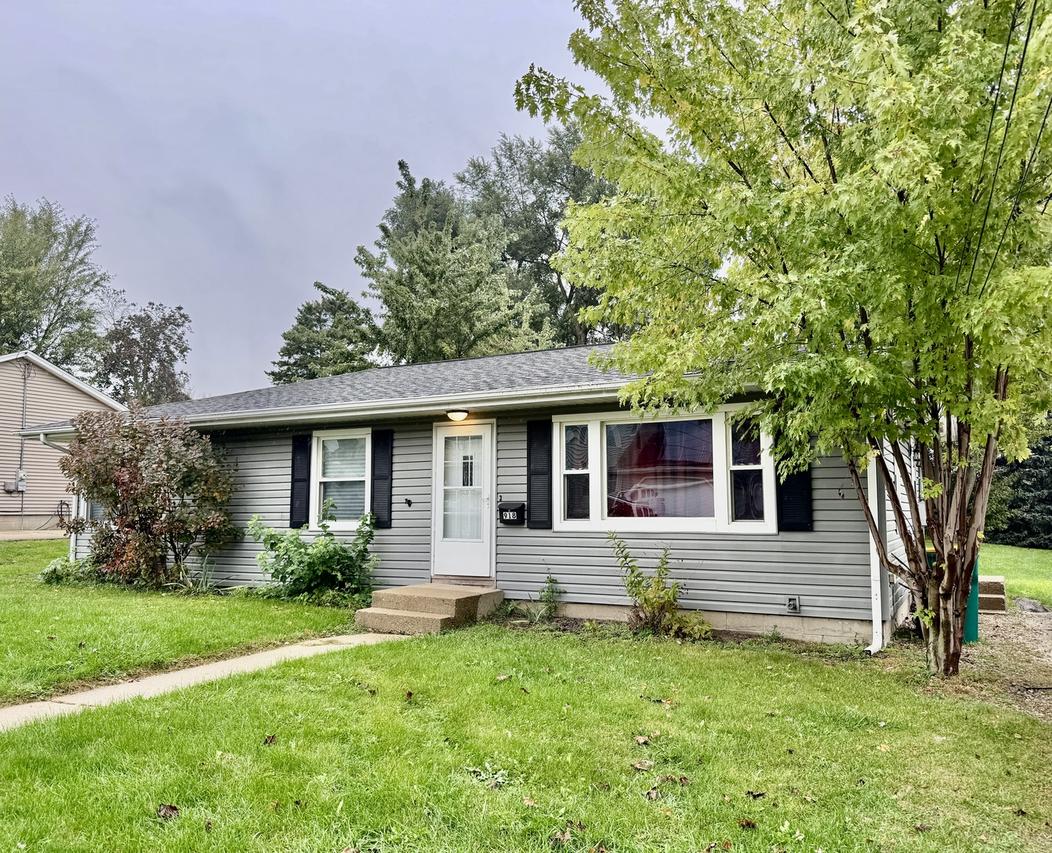 918 Townsend St., Sycamore, IL 60178