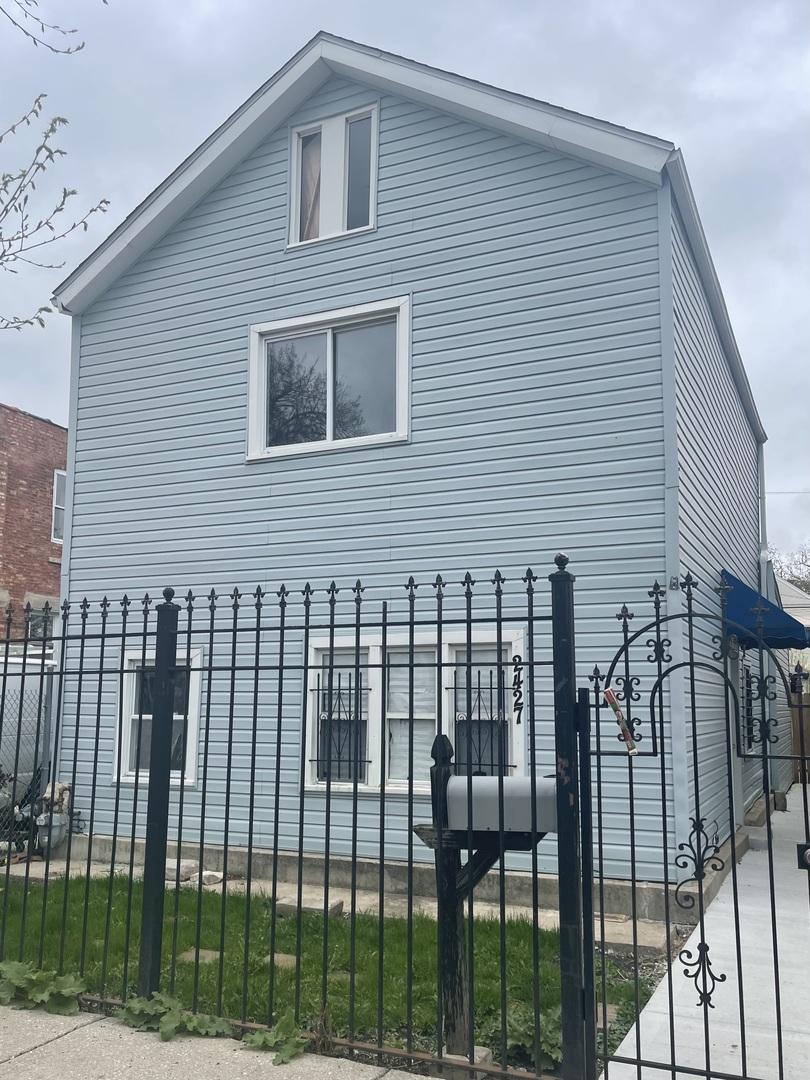 2427 S Christiana Ave., Chicago, IL 60623