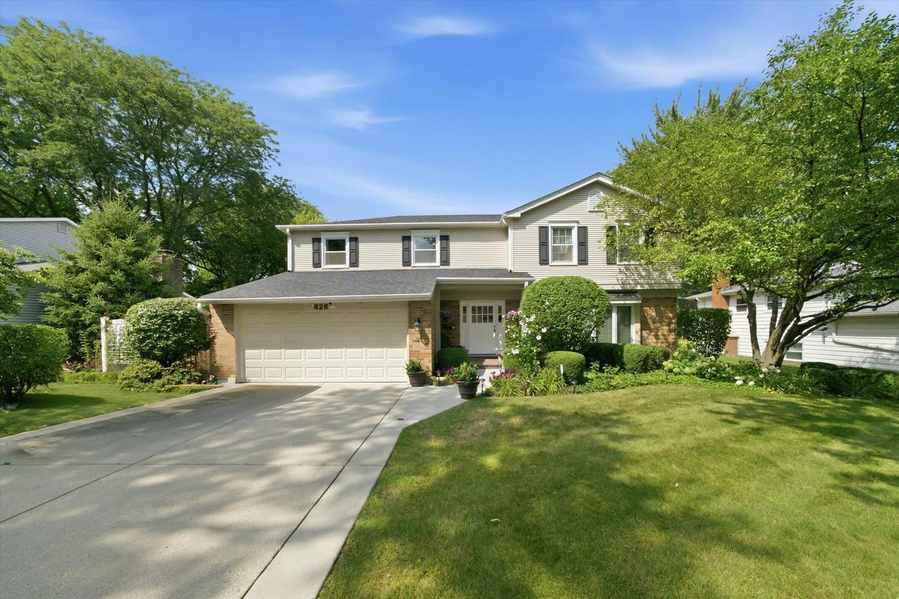 626 E Golf Rd., Libertyville, IL 60048