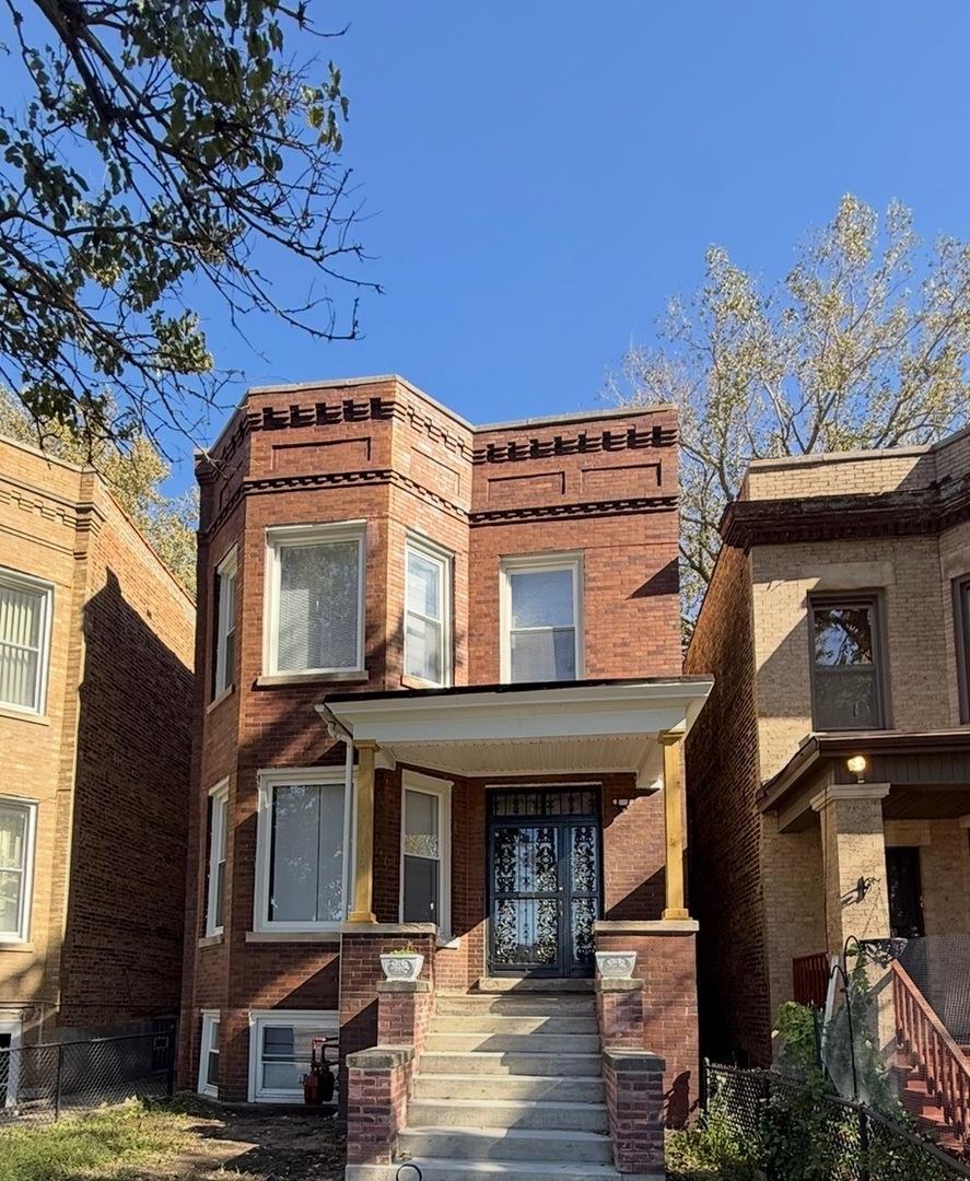 7129 S Perry Ave., Chicago, IL 60621