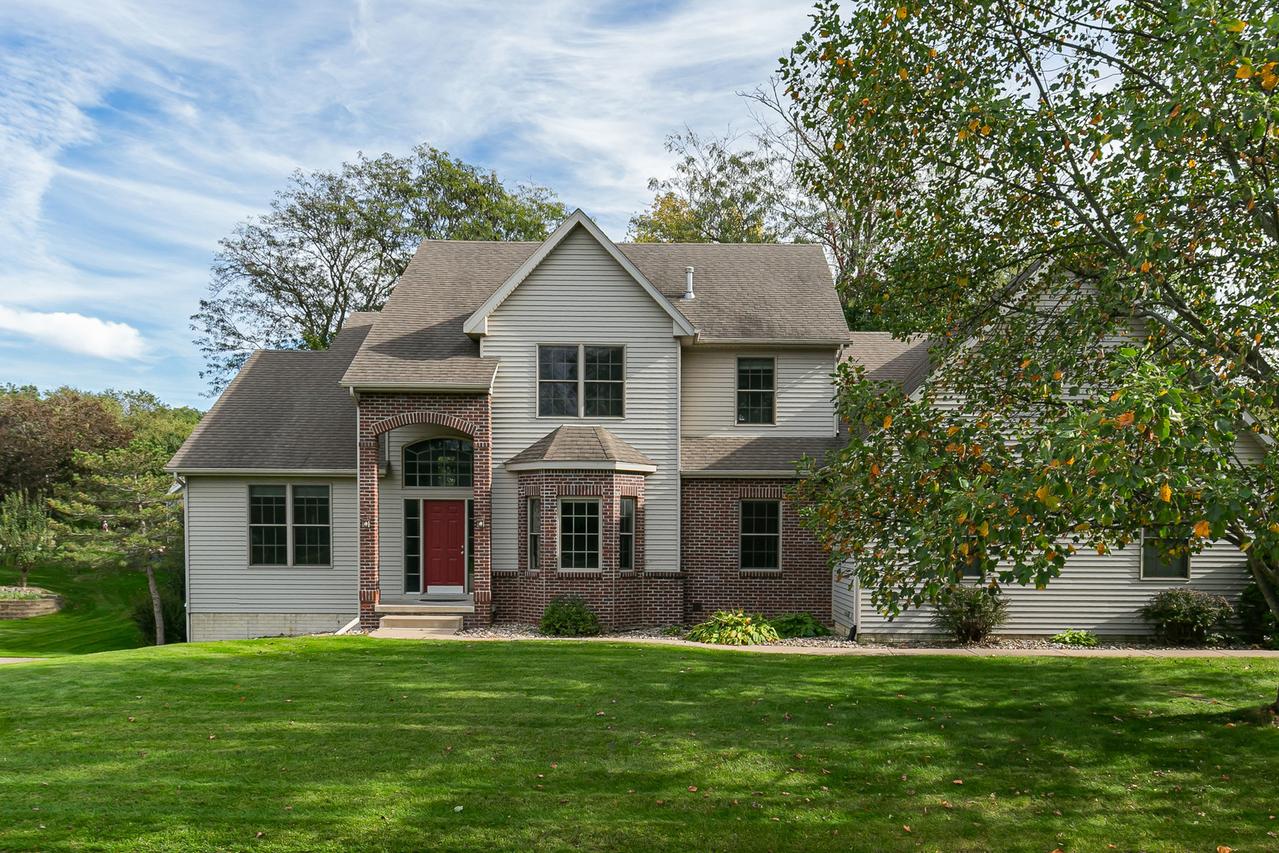 108 S Barrington Dr., Hampton, IL 61256