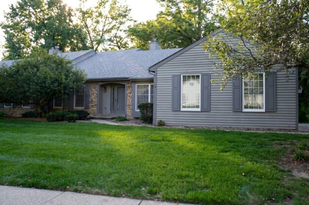 15 Thornwood Ct., Moline, IL 61265