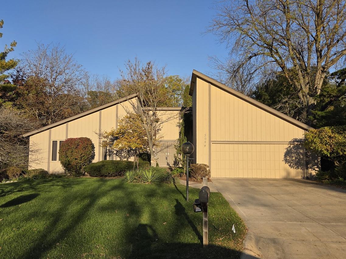 5099 Whittier Ln., Rockford, IL 61114