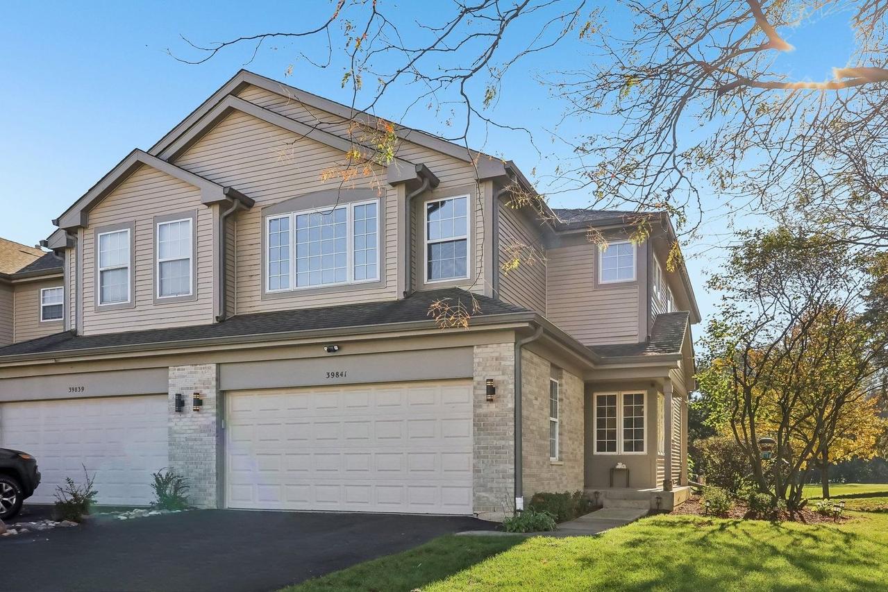 39841 N Long Dr. #8, Antioch, IL 60002