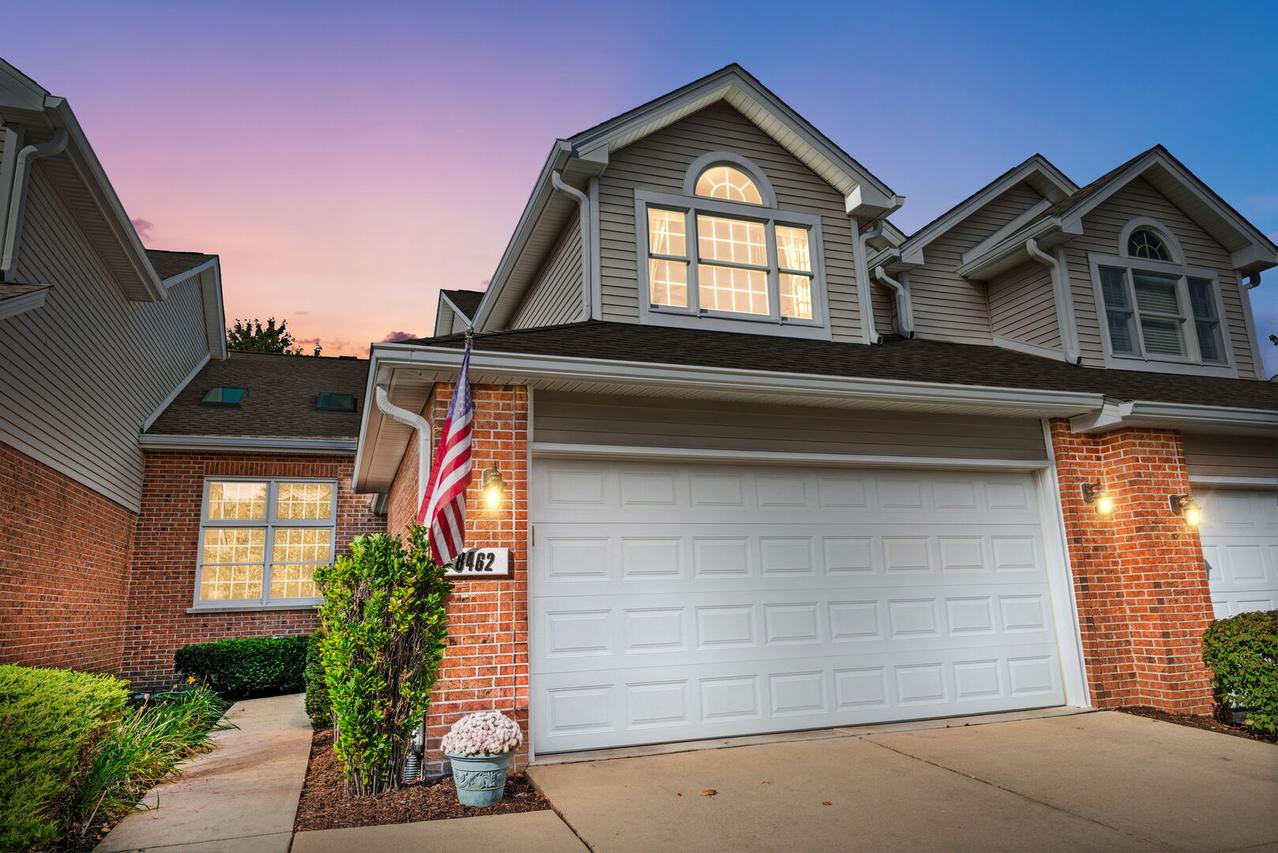 8462 Sandalwood Ct., Darien, IL 60561