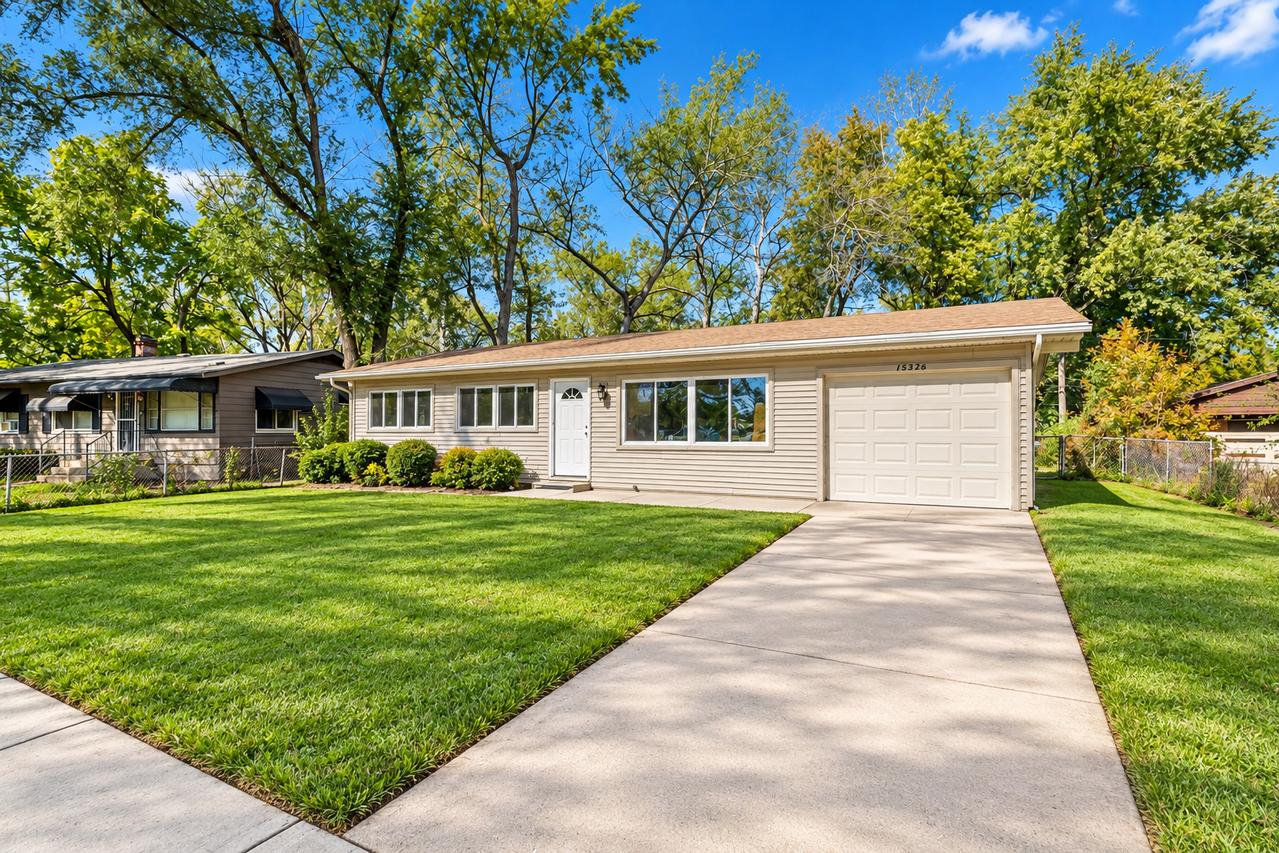 15326 Cherry Ln., Markham, IL 60428