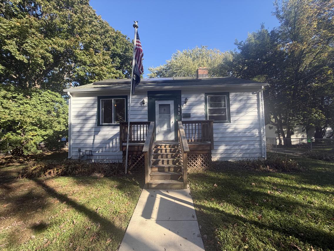 513 Whitney Ave., Winthrop Harbor, IL 60096