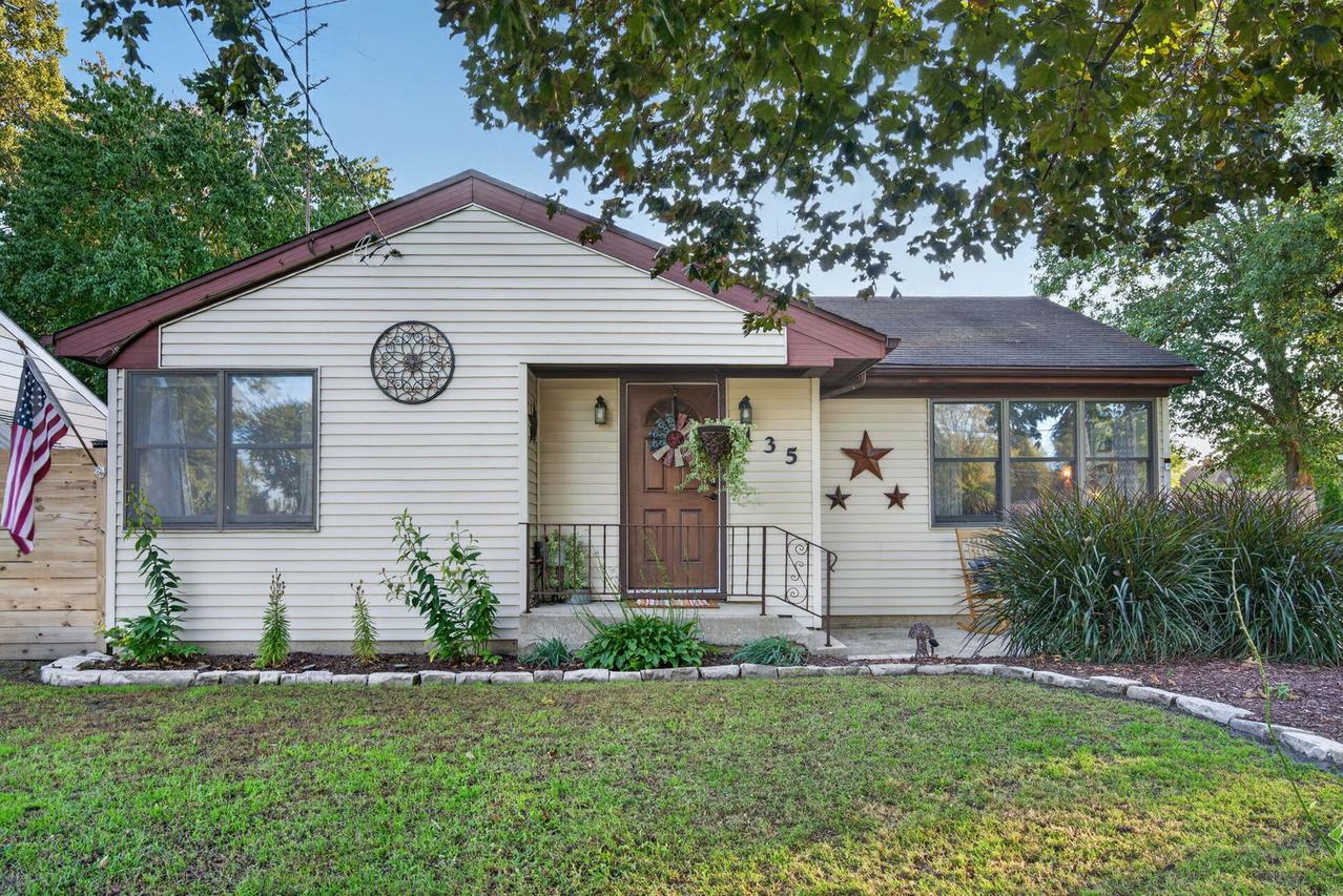 135 E 3rd St., Coal City, IL 60416
