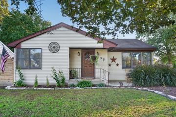 New Homes with Master Bedrooms on the 1st Floor in Coal City: October 17th to October 23rd