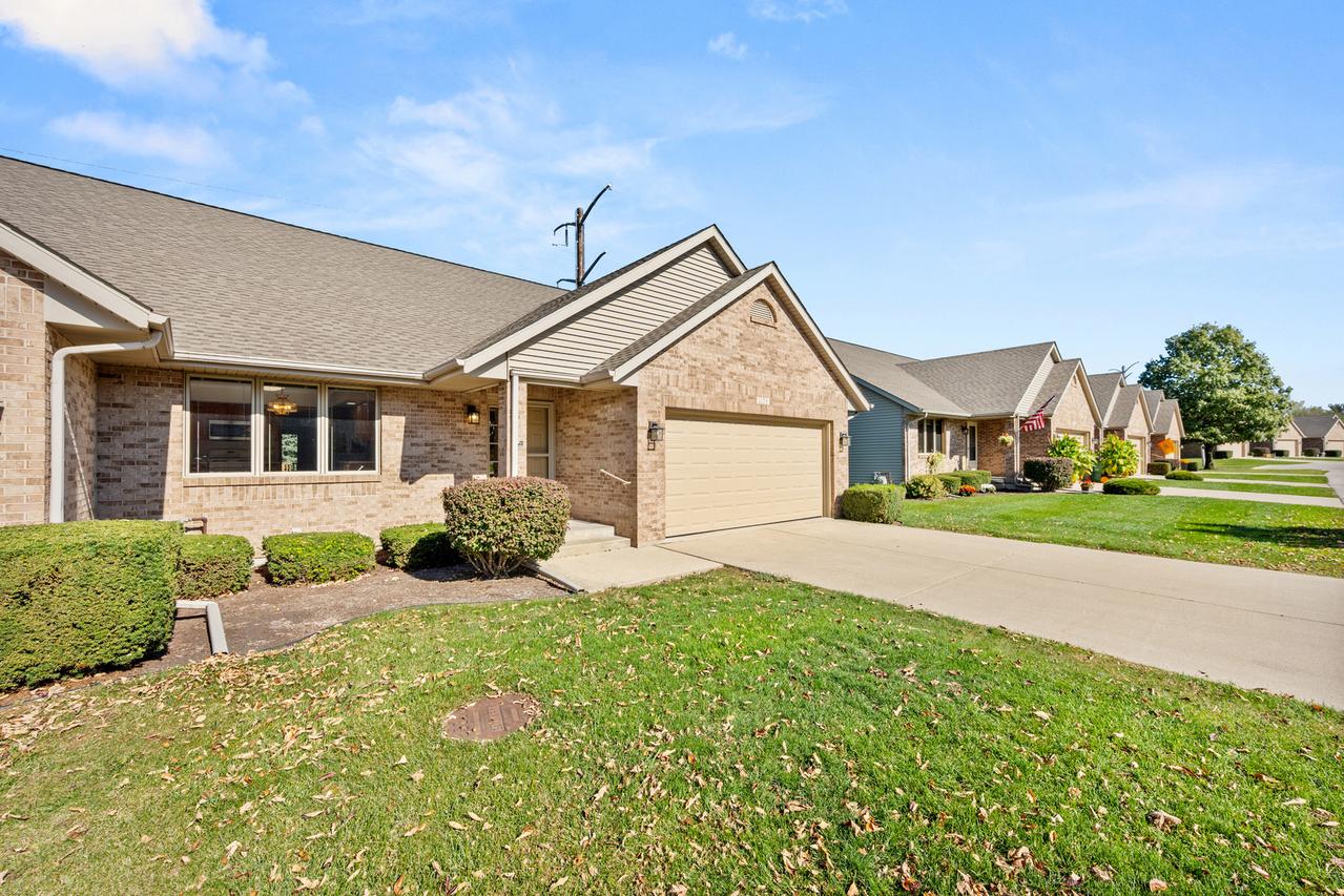 1129 Milan Dr., Sycamore, IL 60178