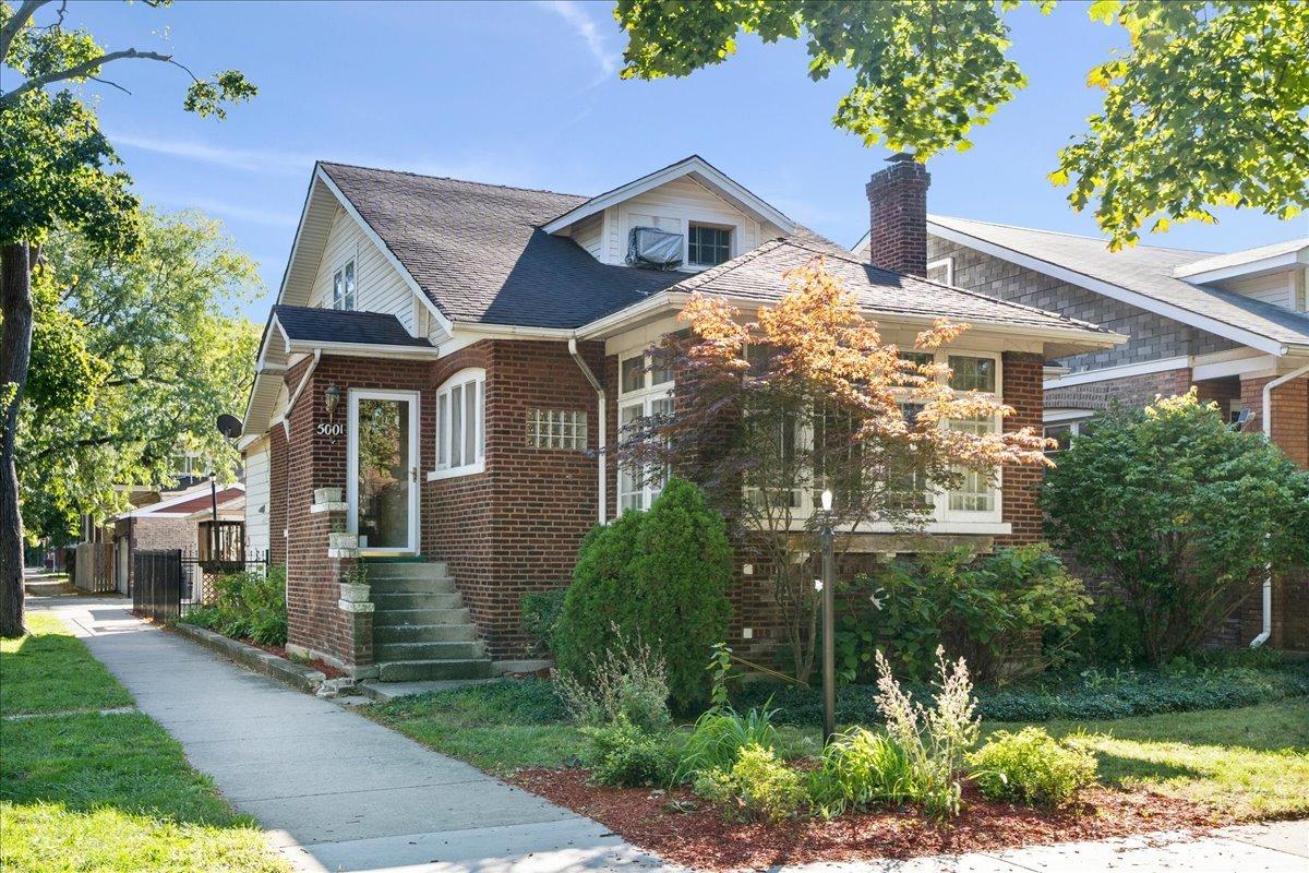 5001 W Wilson Ave., Chicago, IL 60630