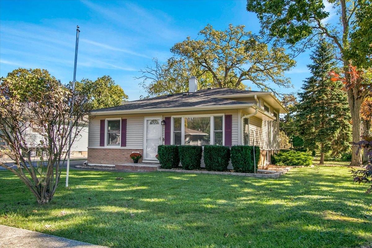 745 Geddes Ave., Winthrop Harbor, IL 60096