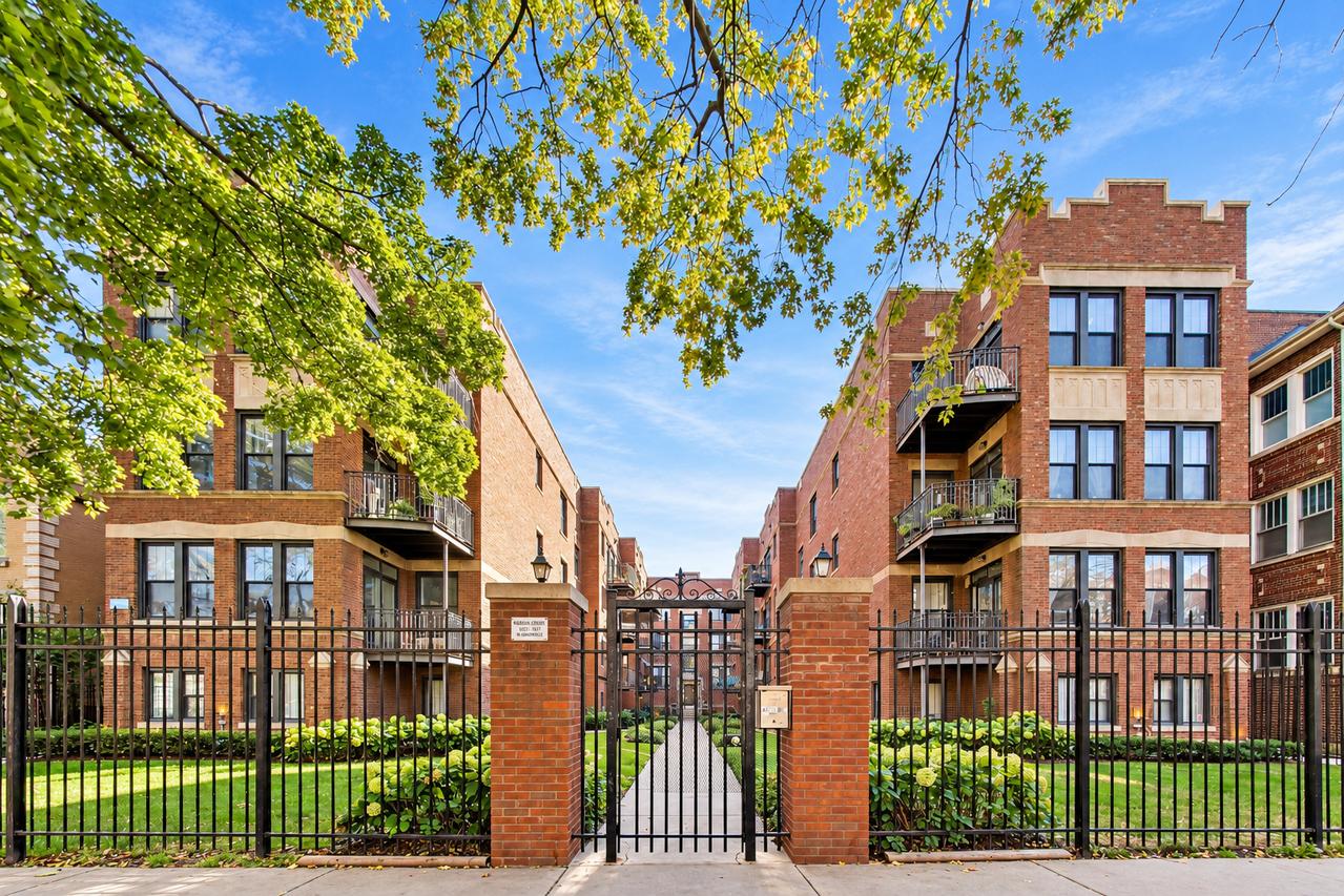 [Address Hidden by Seller], Chicago, IL 60626
