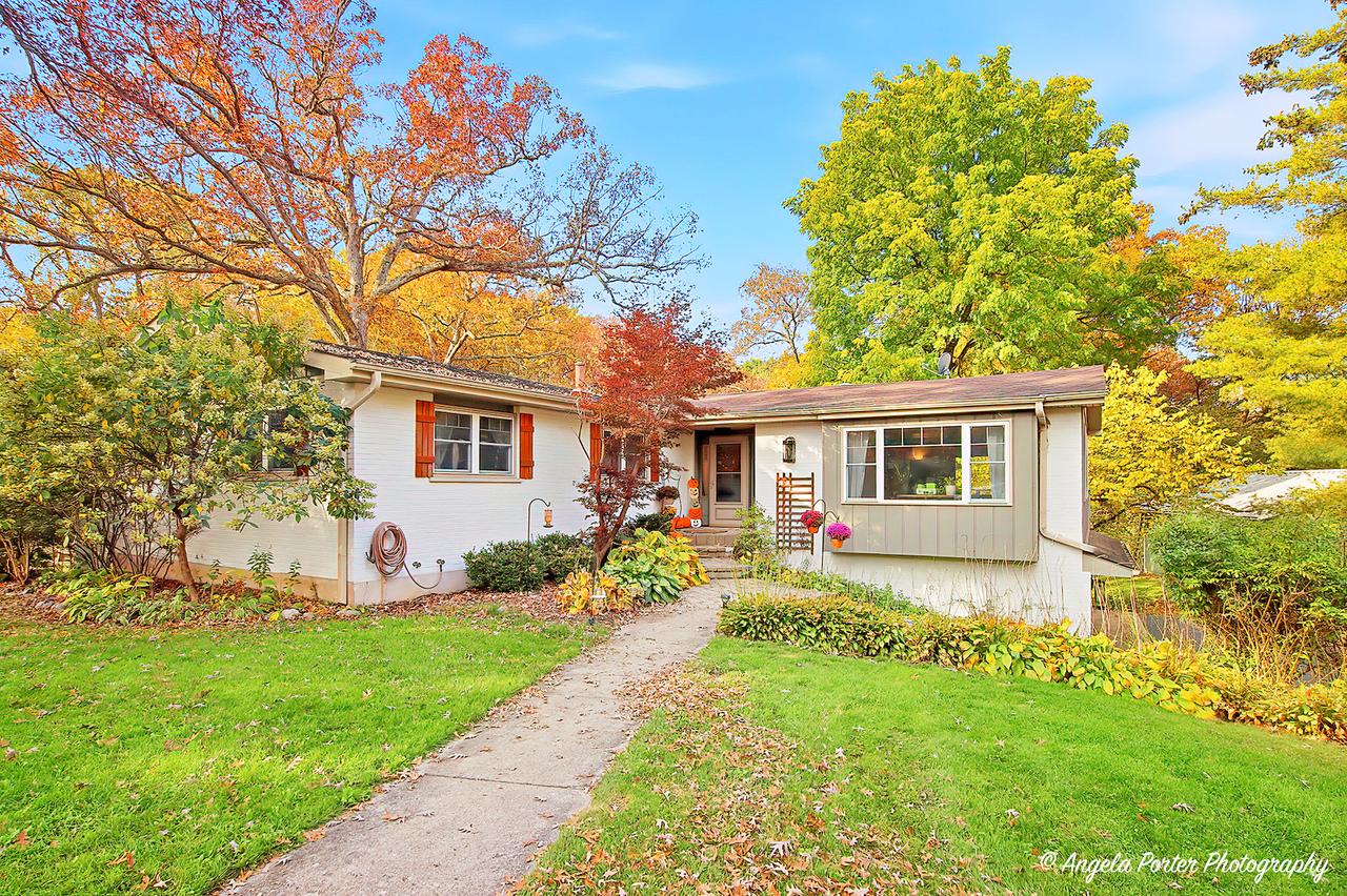 7103 Johnsburg Rd., Spring Grove, IL 60081