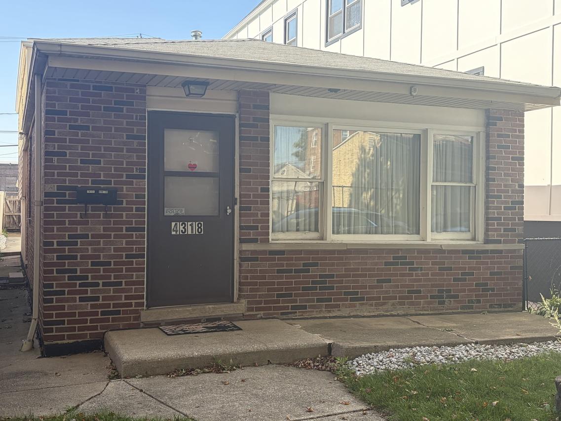 4318 S Emerald Ave., Chicago, IL 60609