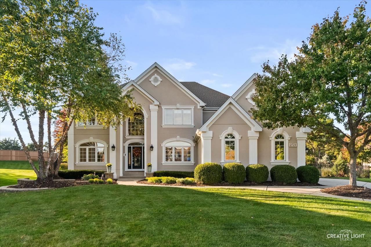 2723 Pennyroyal Cir., Naperville, IL 60564
