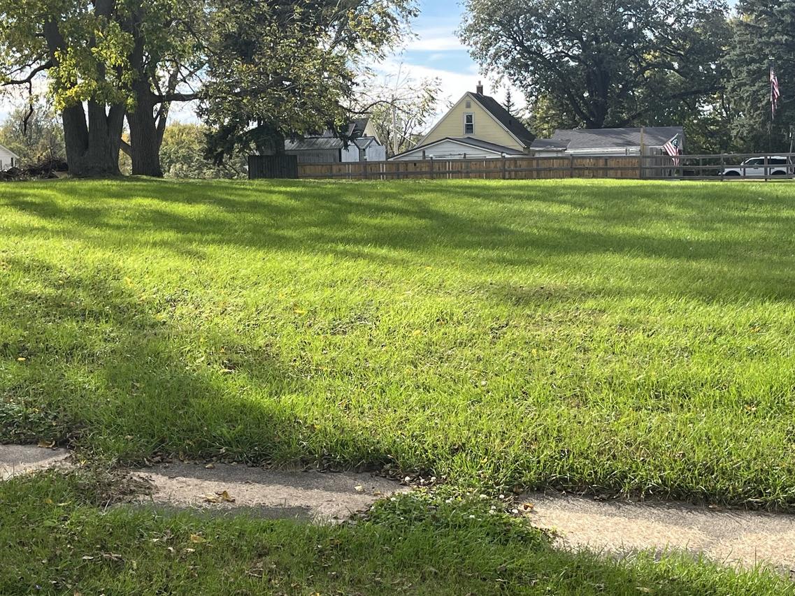 1302 W 2nd St., Kewanee, IL 61443