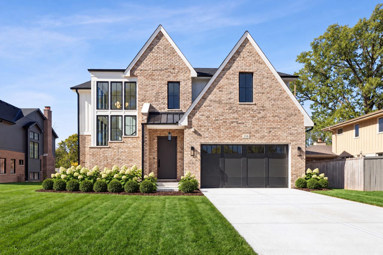 110 S Stough St., Hinsdale, IL 60521