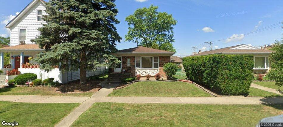 1636 S Cora St., Des Plaines, IL 60018
