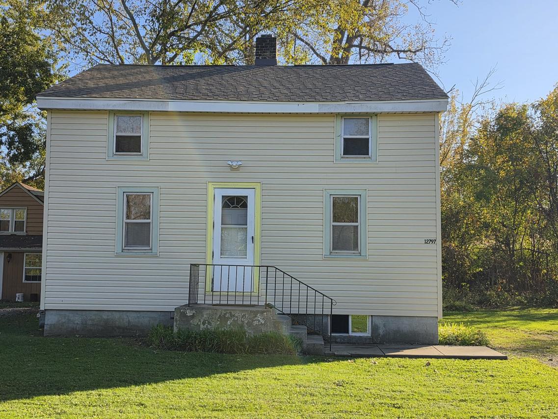 12797 W Grandview Ave., Waukegan, IL 60085